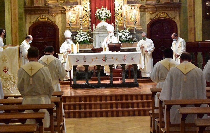 Celebración de la Eucaristía Foto