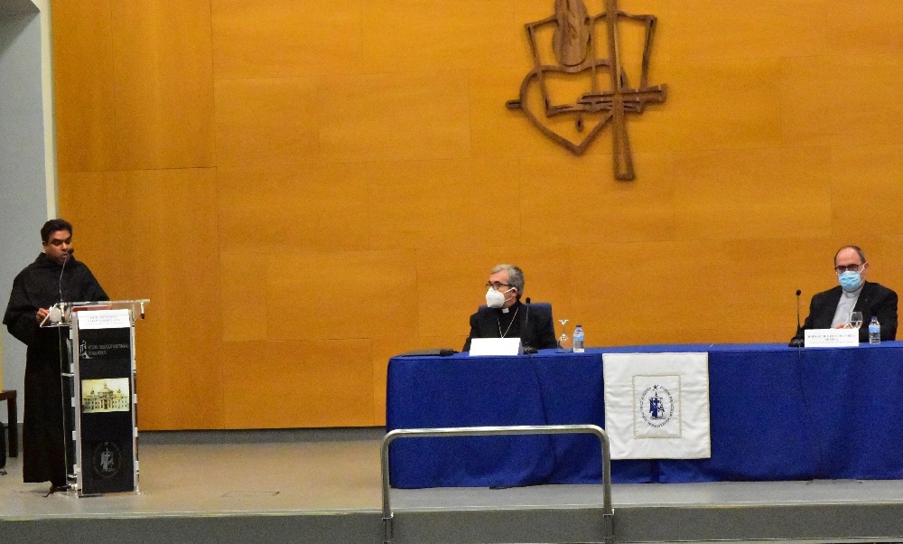 Lectura de la memoria del curso anterior Foto