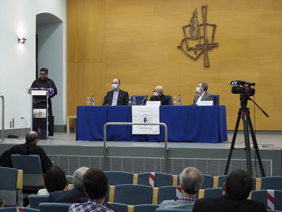 Lectura de la memoria del curso anterior Foto