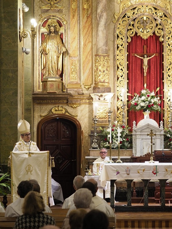Celebración de la Eucaristía Foto